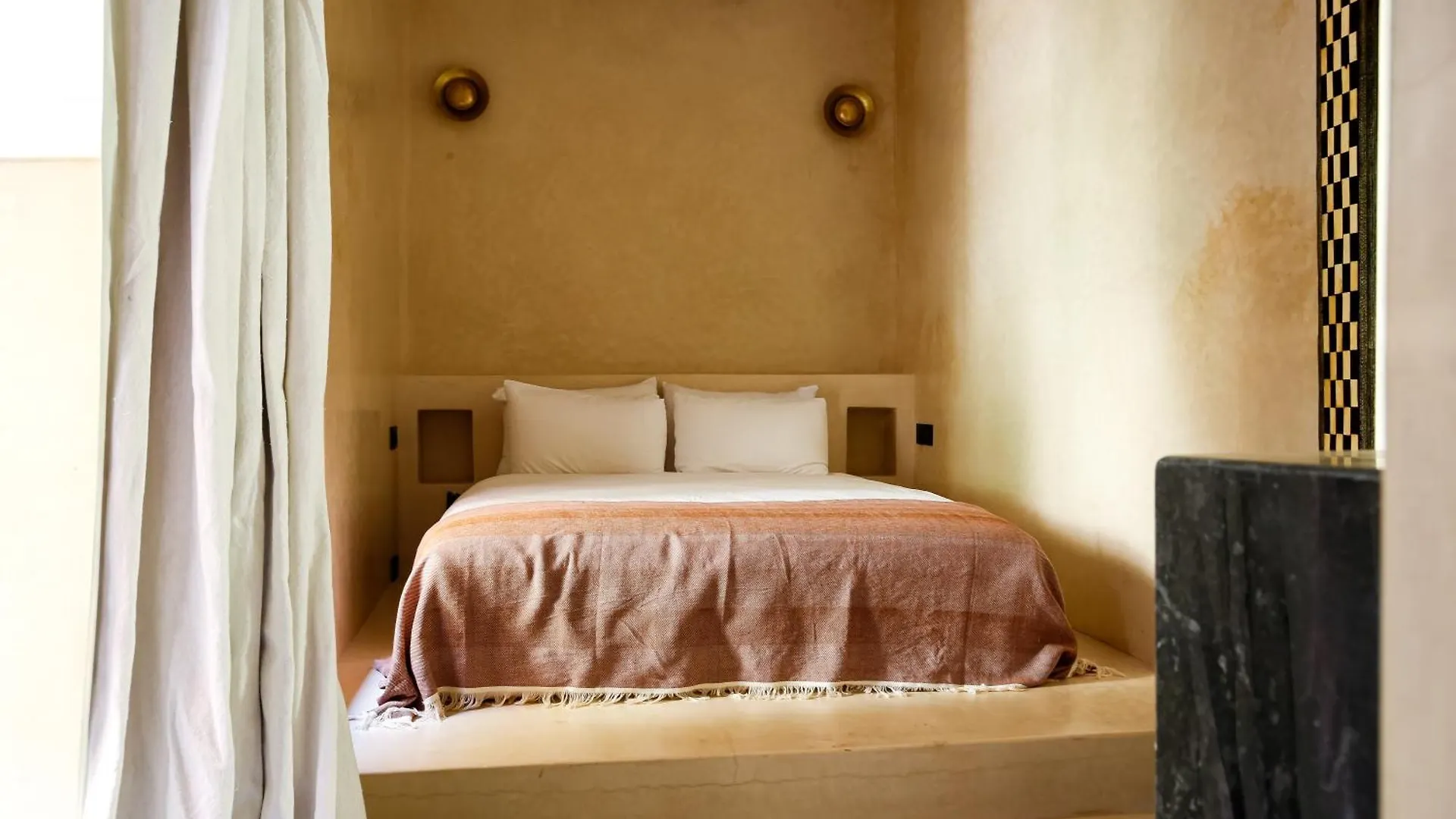 Riad El Aaiun Marrakesh